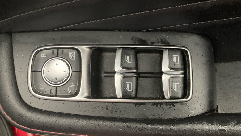 MG Hs 1.5 T-GDI Exclusive 5dr Petrol Hatchback